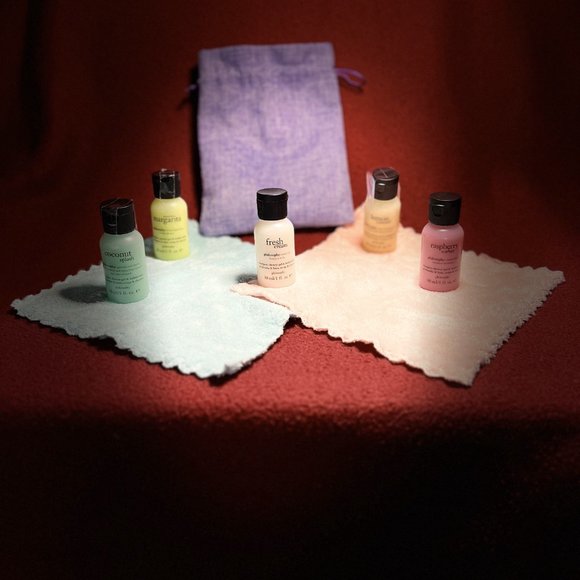 PHILOSOPHY BATH KIT - Picture 1 of 6